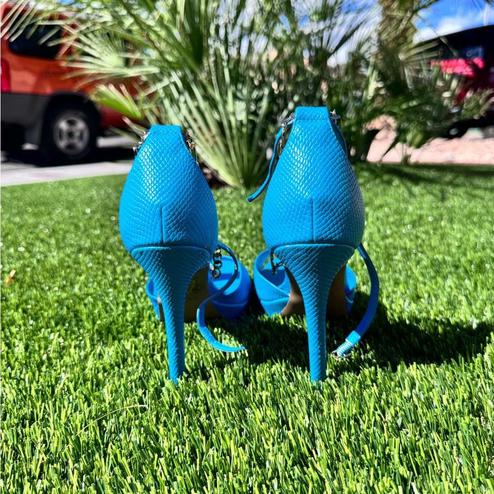 Aldo Blue Peep Toe Heels - Picture 2 of 13